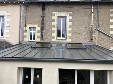 Pose de couverture joint debout en zinc slate à Nantes